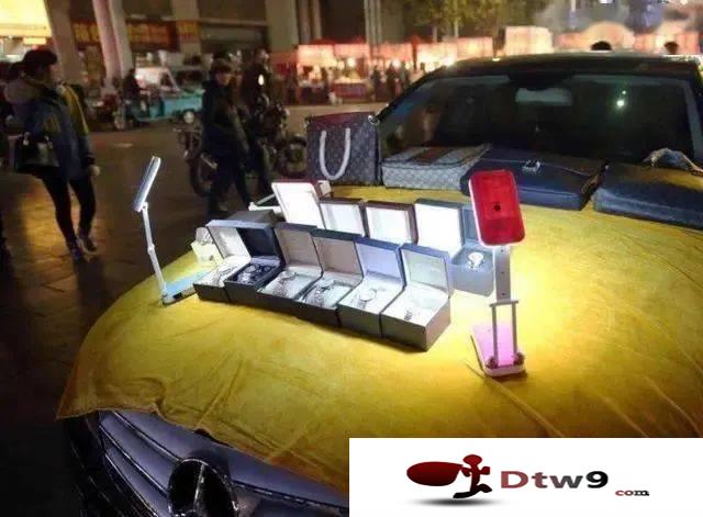 分享地?cái)偞罂Ю蠋煹呢浽春托膽B(tài) 分享地?cái)偞罂Ю蠋煹呢浽春托膽B(tài)