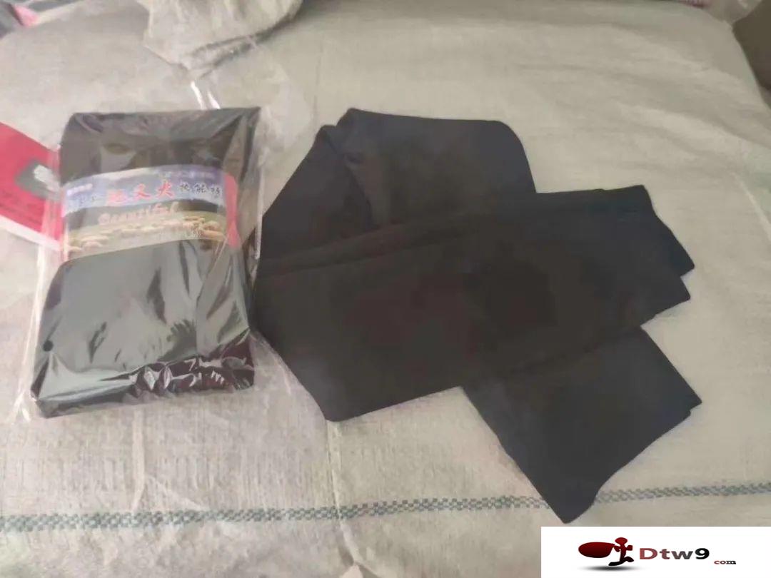冬天擺地?cái)傎u打底褲，保暖衣_手套_換季產(chǎn)品貨源批發(fā)