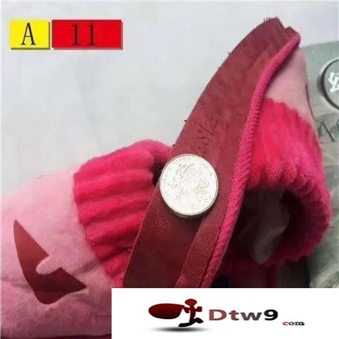 鄉(xiāng)鎮(zhèn)趕集地?cái)偀徜N產(chǎn)品棉拖，媽媽棉拖鞋貨源批發(fā)