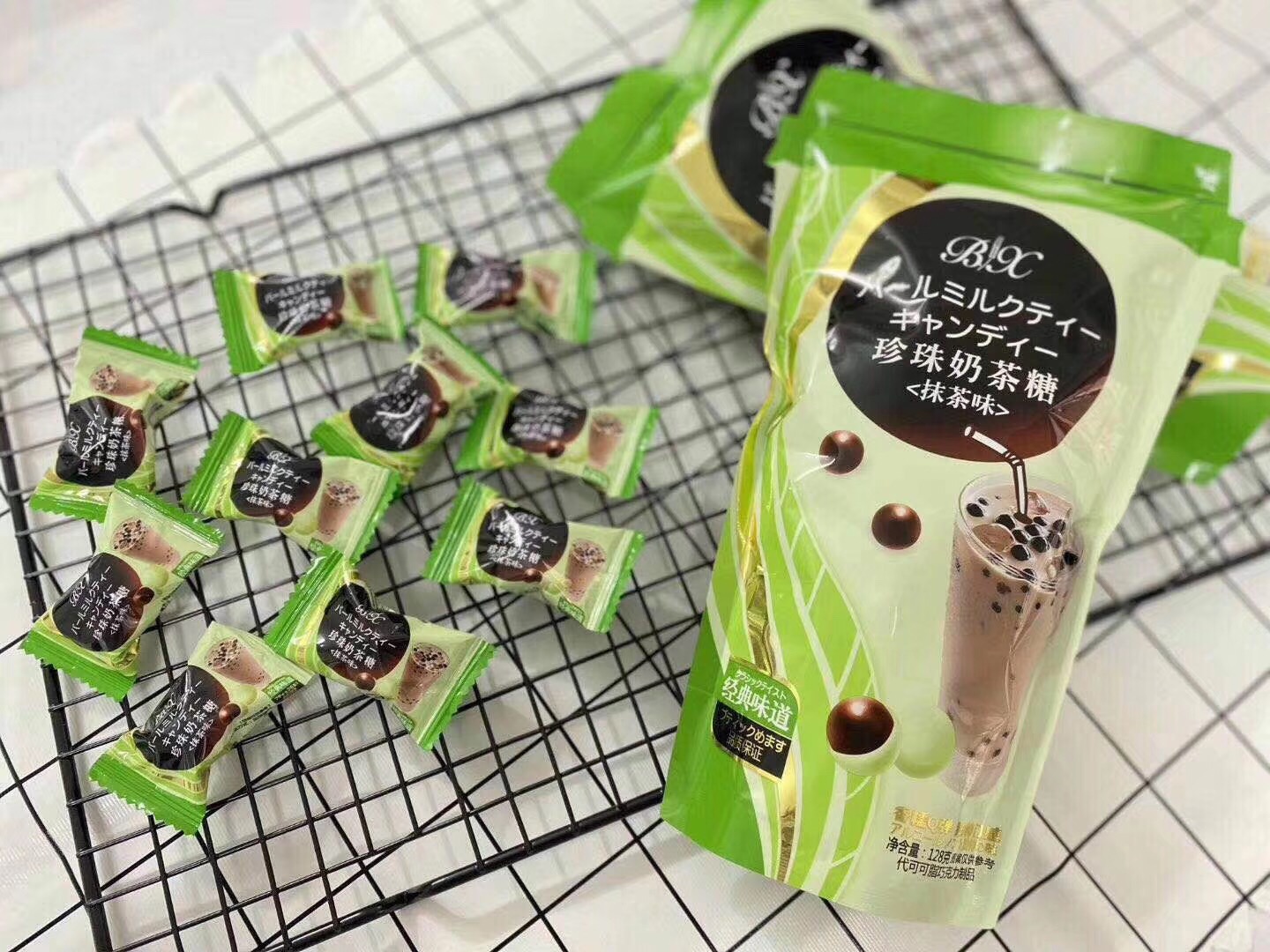 網(wǎng)紅珍珠奶茶糖批發(fā) 嚼著吃的奶茶糖貨源 網(wǎng)紅珍珠奶茶糖批發(fā) 嚼著吃的奶茶糖貨源