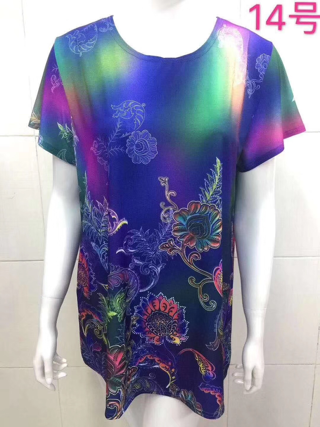 擺地攤中老年服裝女款珍珠紗短袖批發(fā)